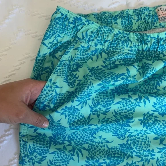 • [J. Crew] Tropical Board Shorts • - Picture 5 of 14
